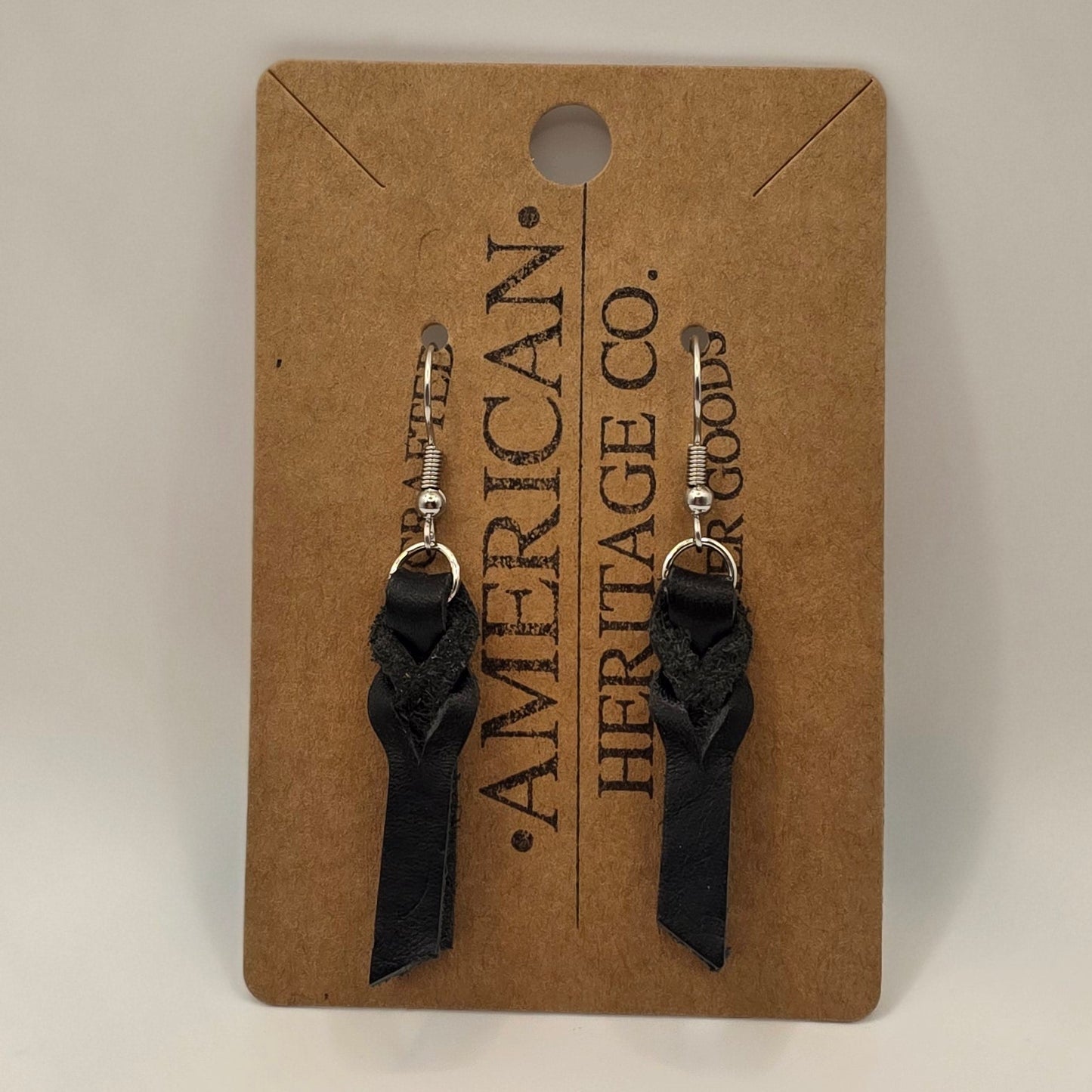 Black Bleed Knot with Surgical Steel Post #228